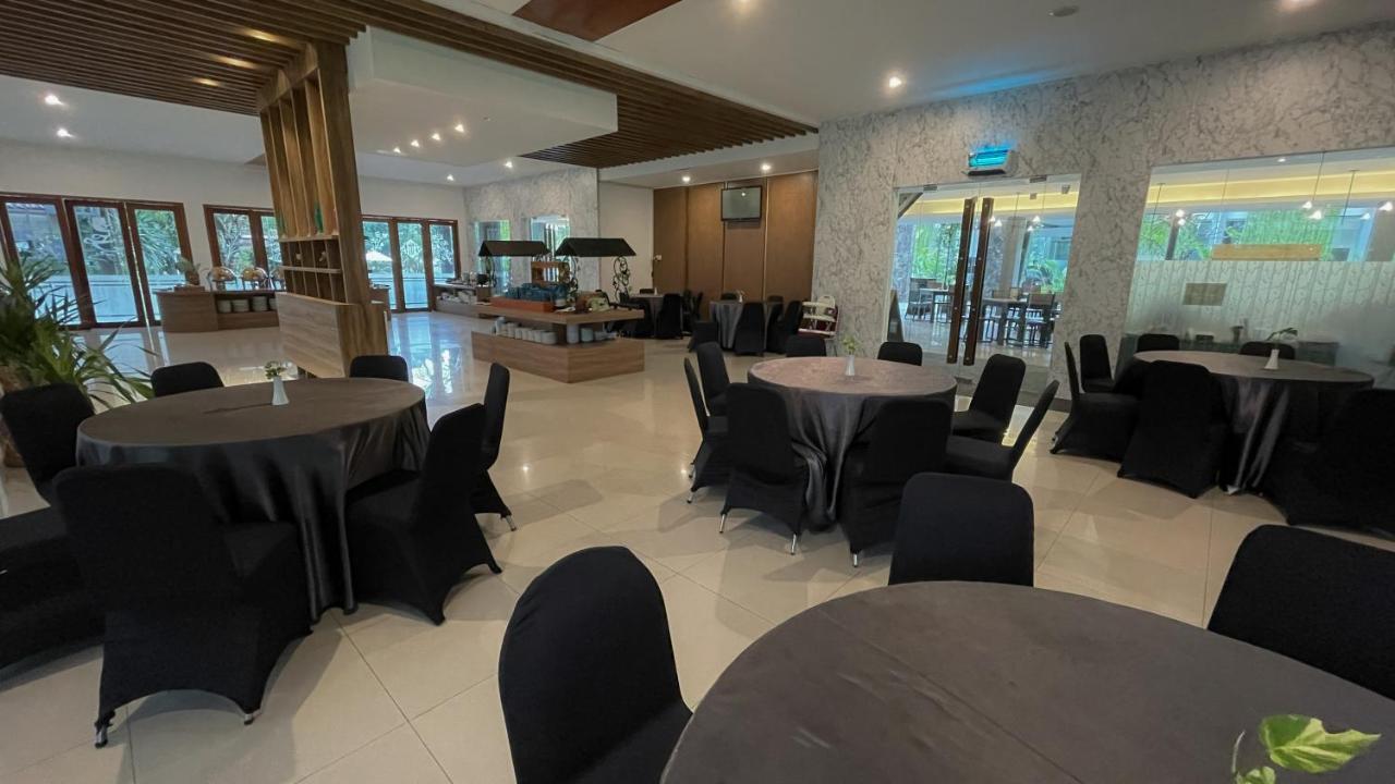Lpp Garden Hotel Maguwo Εξωτερικό φωτογραφία