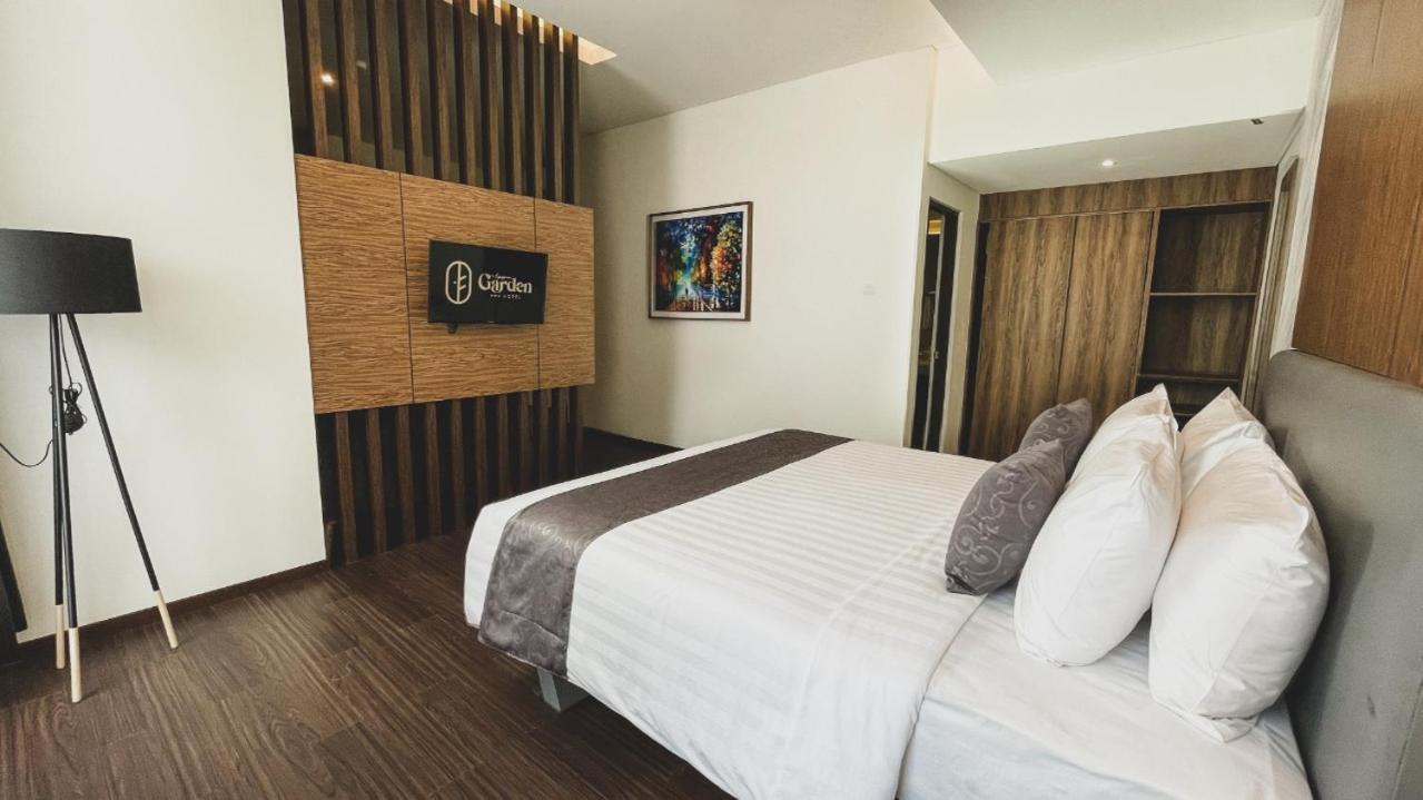 Lpp Garden Hotel Maguwo Εξωτερικό φωτογραφία