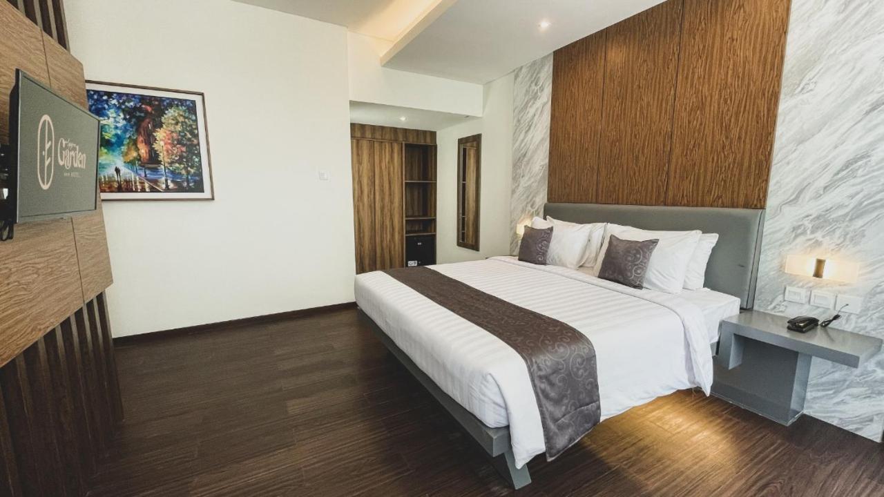 Lpp Garden Hotel Maguwo Εξωτερικό φωτογραφία